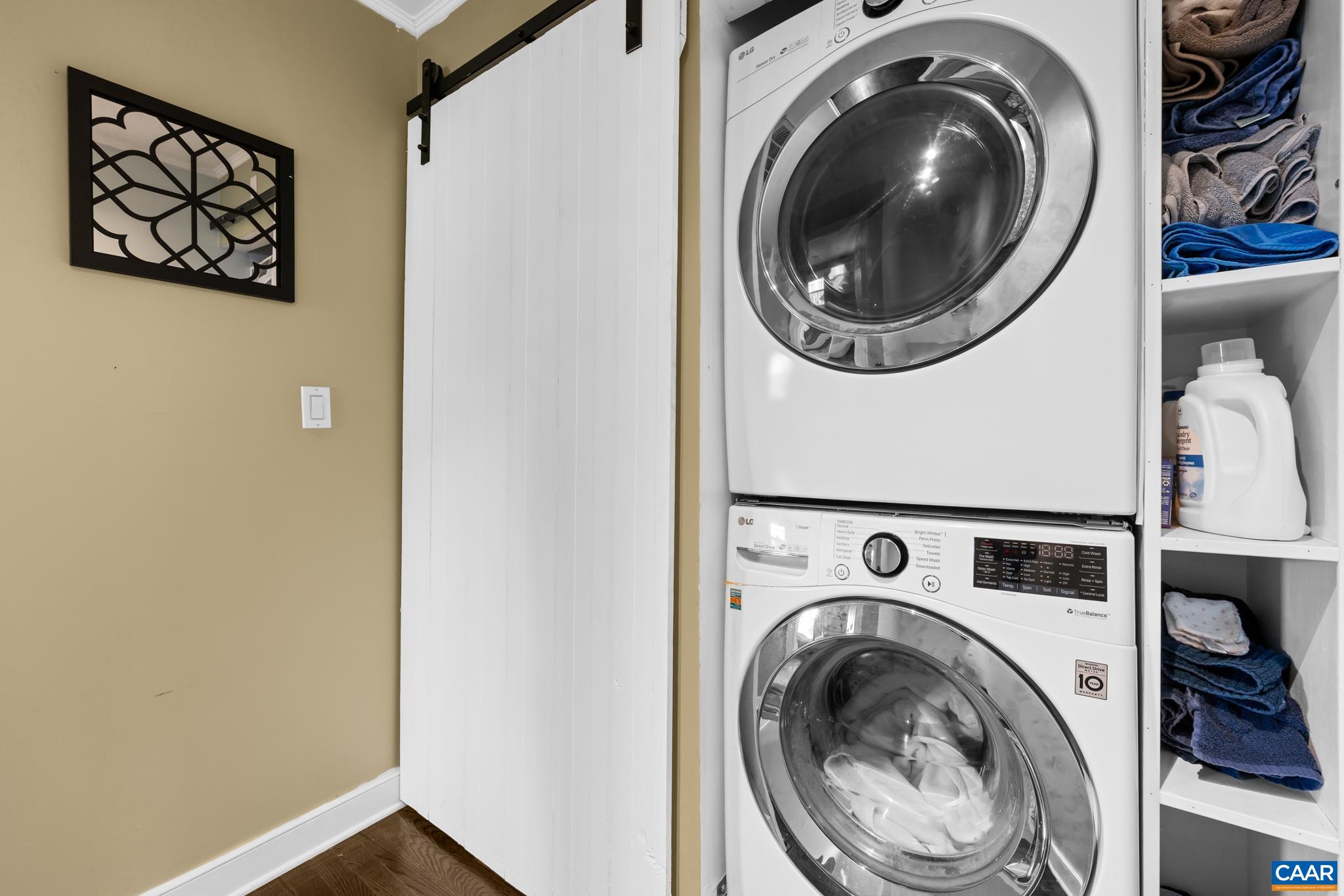 723 ORANGEDALE AVE, CHARLOTTESVILLE, Virginia 22903, 2 Bedrooms Bedrooms, ,1 BathroomBathrooms,Residential,Orangedale Oasis,723 ORANGEDALE AVE,683626 MLS # 683626